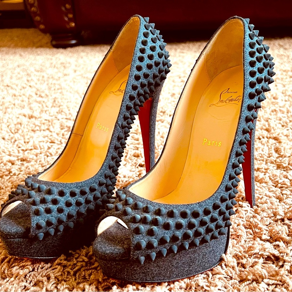 The Christian Louboutin Peep Gray Spike size 39.5